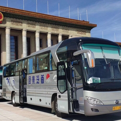 首汽时代大巴(49座)
