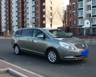 北京首汽租车公司提醒：驾驶员要是注意的几个危险驾驶习惯？